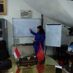 Hana Guru Les Privat Bahasa Inggris Datang Ke Rumah / Kantor Mengajar Advokat